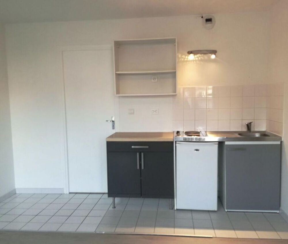 Location Appartement Location studio Rue Camille Desmoulins LILLE Lille