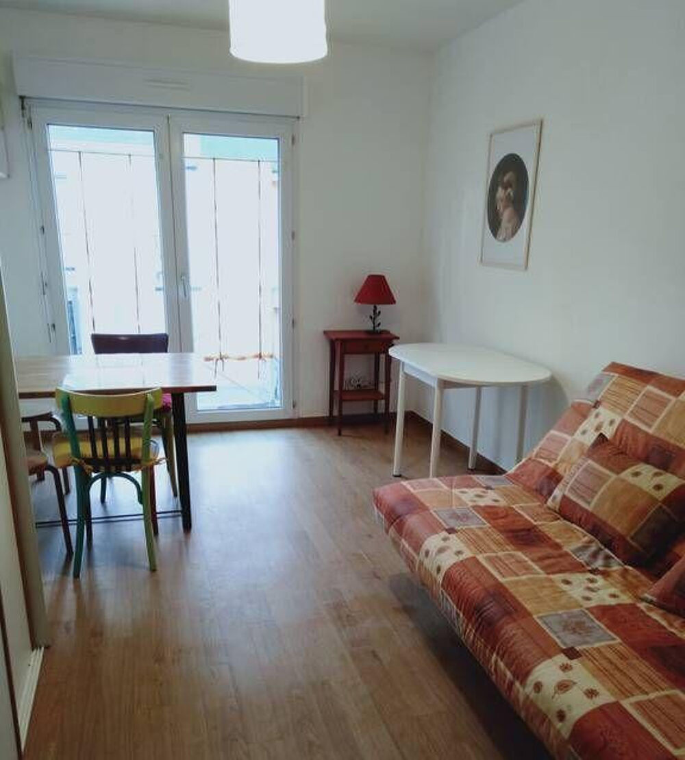 Location Appartement Beau studio 19 m² meublé et rénové à Nantes Nantes