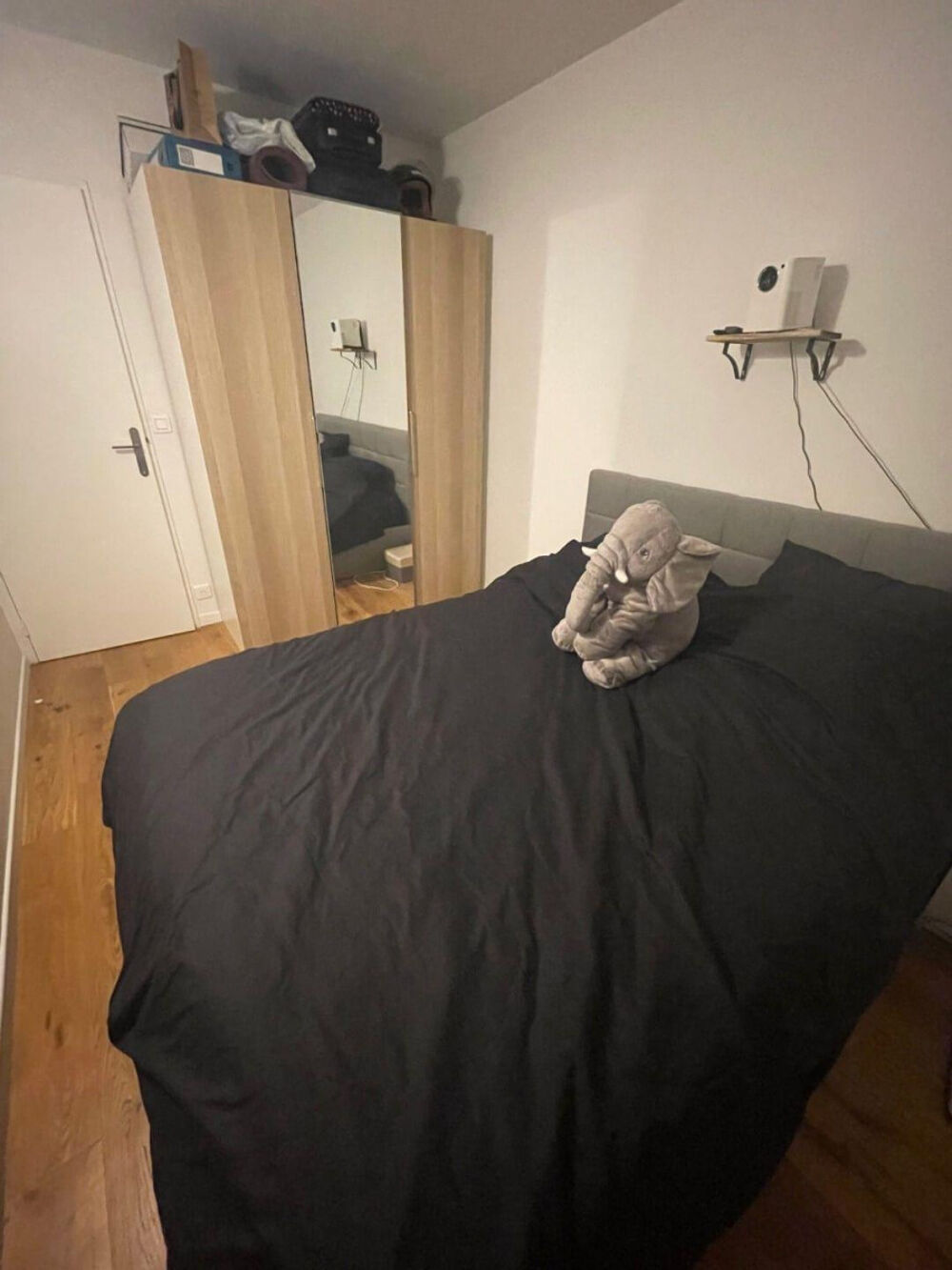 Location Appartement Beau 2P meublé 42m² refait à neuf avec balcon Paris 20