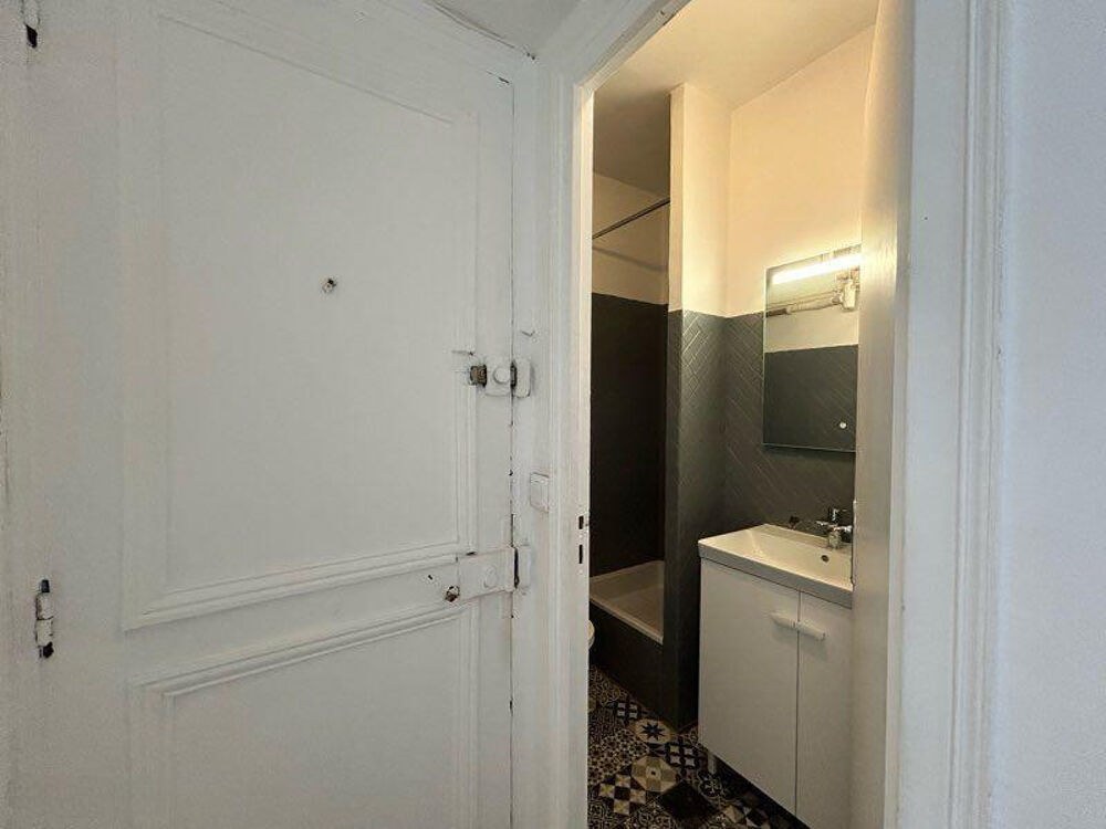 Location Appartement Studio meublé Paris 12