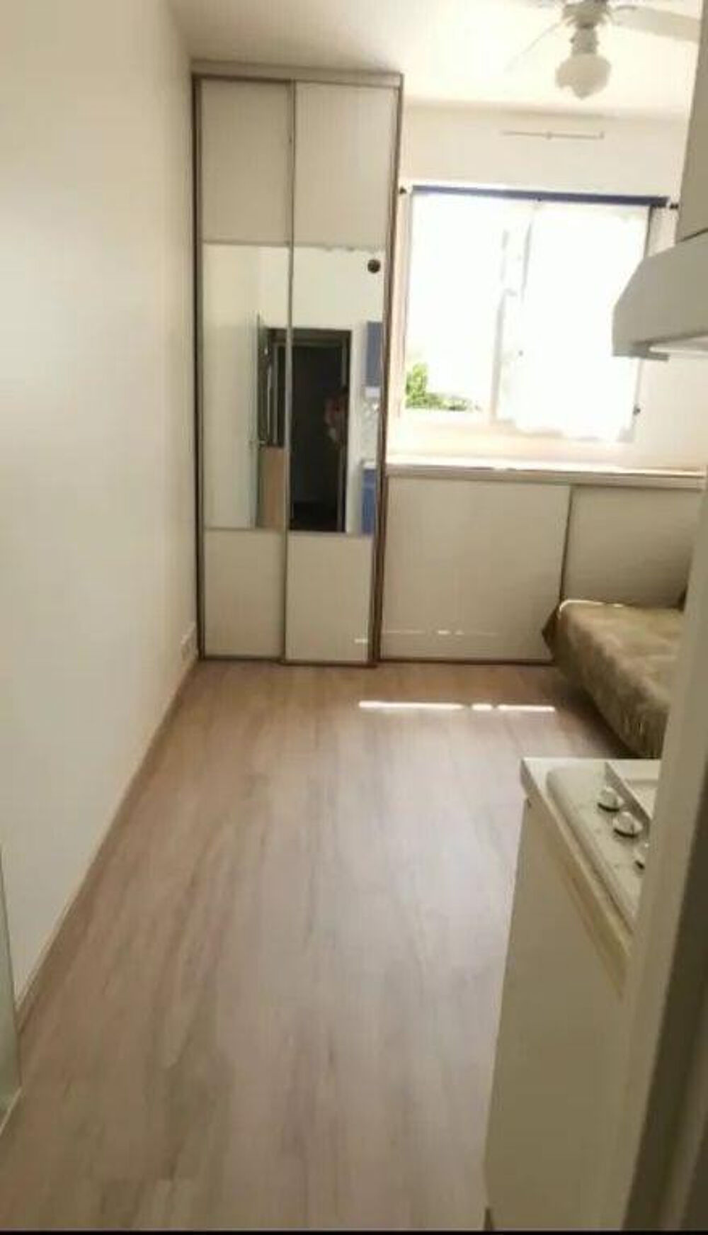 Location Appartement Beau studio meublé 20m² refait à neuf en 2021 Puteaux