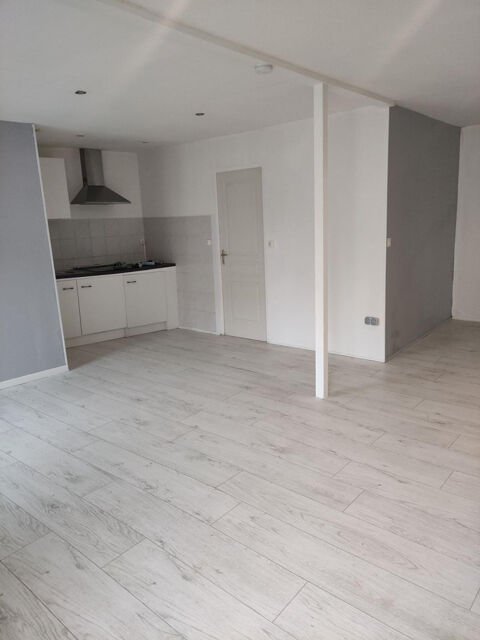   Maison de ville au coeur de la Rochefoucauld Maison - 3 pi�ce(s) - 78 m�