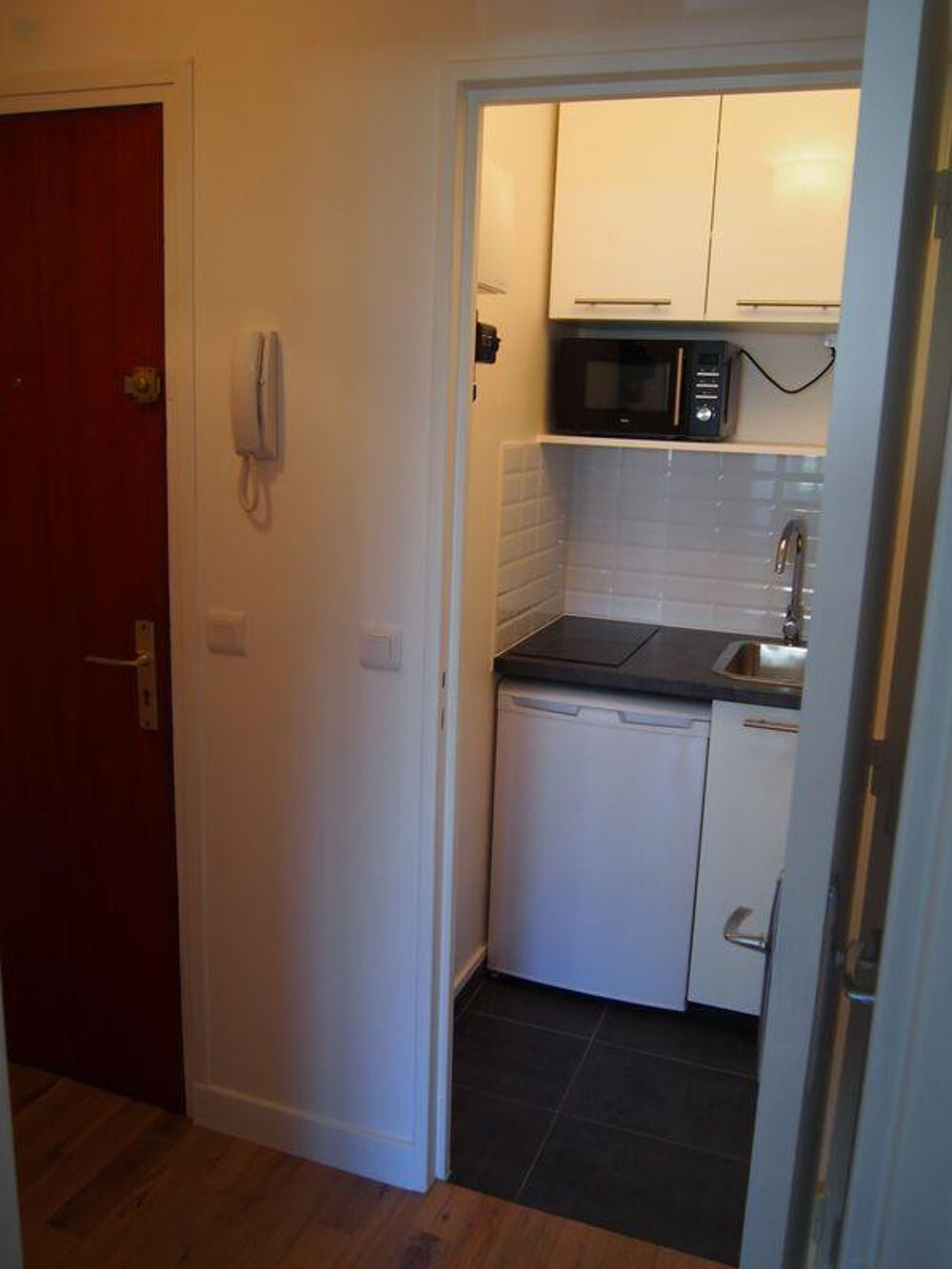 Location Appartement Loue studio meublé et lumineux à Asnières / Seine Asnières-sur-seine