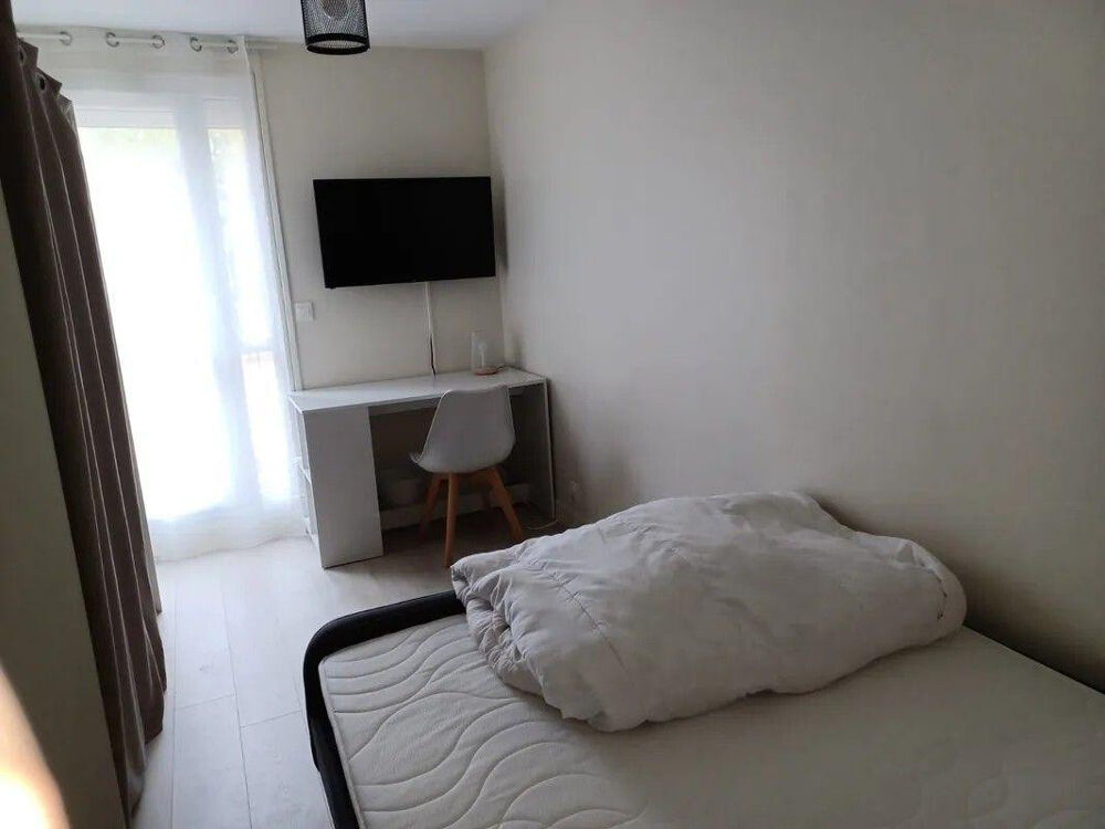 Location Appartement Chambre meublée 12m² dans grande coloc Rennes