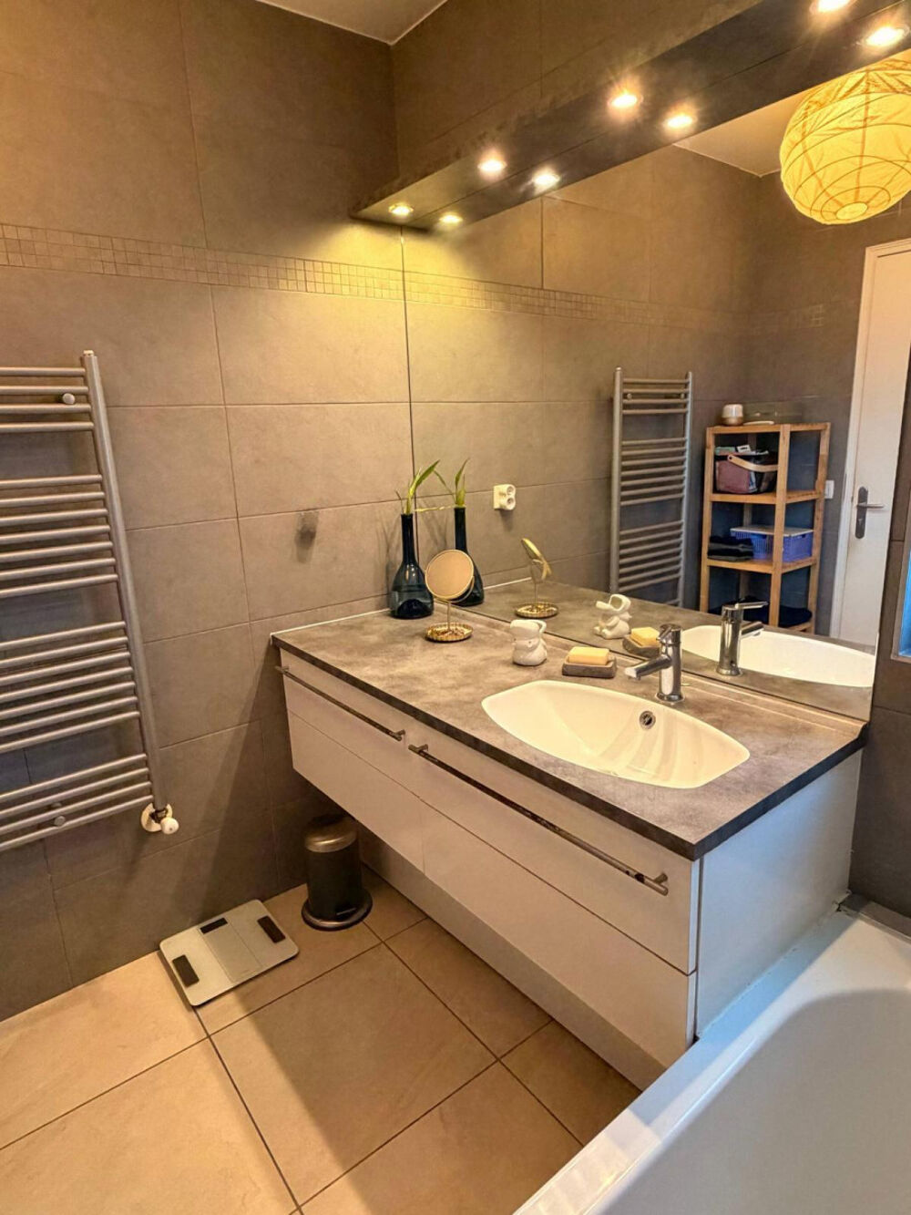 Location Appartement T2 MEUBLÉ PREMIUM – CONFLUENCE – TERRASSE 13,59 m² Lyon 2