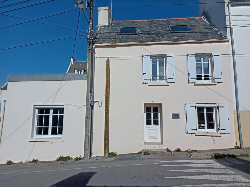 Location Maison Maison de ville meublée 3 chambres 2 salles d'eau Pont-croix