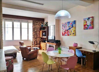  Appartement à louer 1 pièce 50 m²