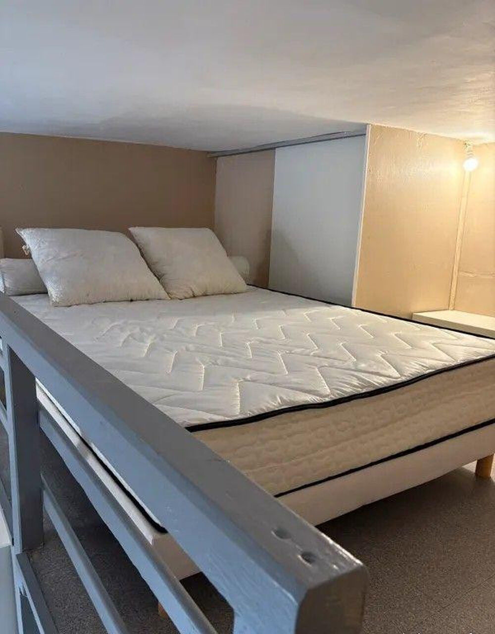 Location Appartement Beau studio meublé 25m² refait à neuf Marseille 6