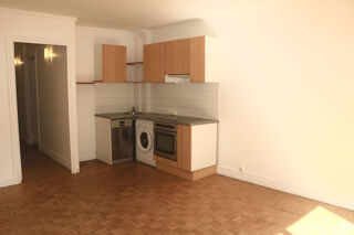  Appartement à louer 3 pièces 55 m²