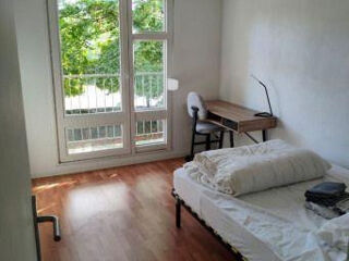 Appartement à louer 4 pièces 85 m²