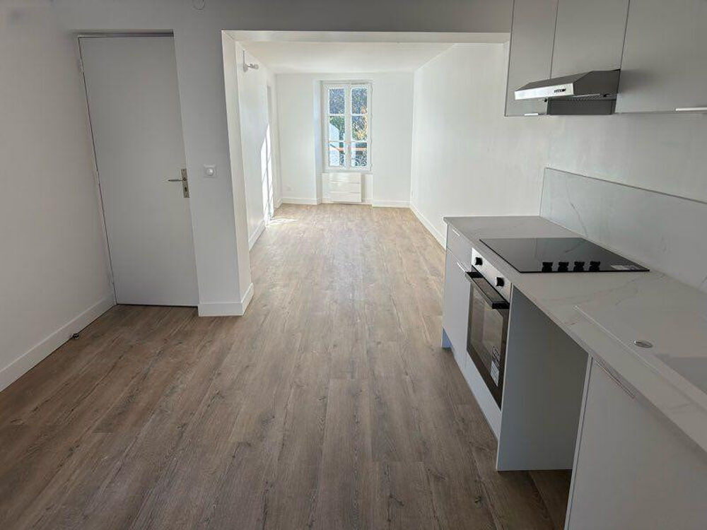 Location Appartement 3 pièces rénové centre ville Rueil Rueil-malmaison