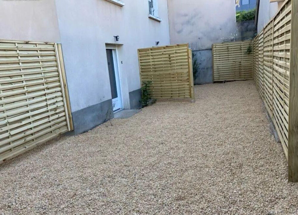 Location Appartement Studio avec extérieur privatif Chemin des Chalets Angers