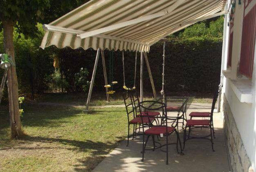 Location Appartement Beau studio 25m² meublé en rez-de-jardin Aix-en-provence