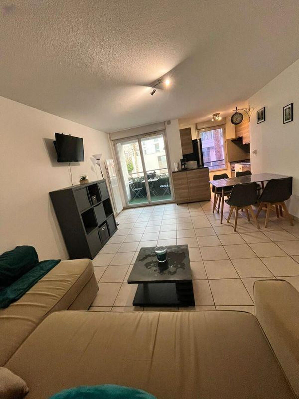 Location Appartement Beau T2 meublé 41m² La Doua Villeurbanne