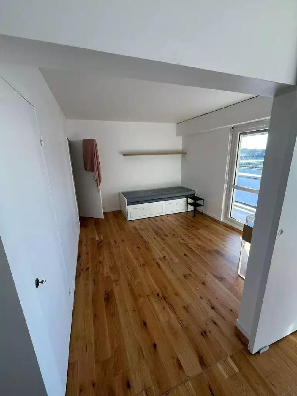 Location Appartement Chambre colocation appartement 82m²-Bordeaux Bordeaux