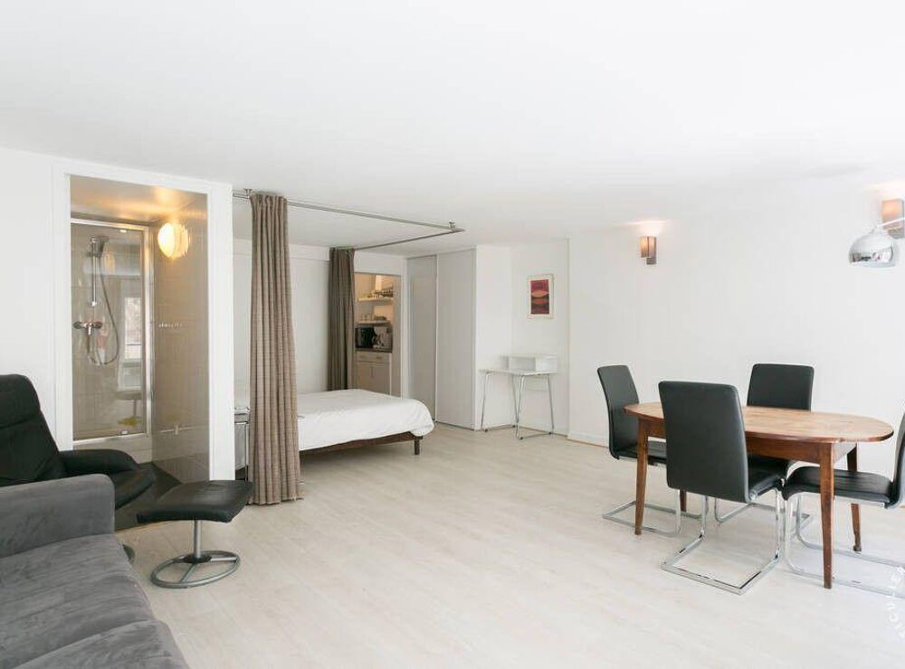 Location Appartement Superbe studio meublé 43m² au cœur du Marais Paris 4
