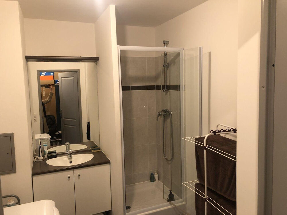 Location Appartement Beau studio 27m² BBC Fort d'Issy les Moulineaux Issy-les-moulineaux