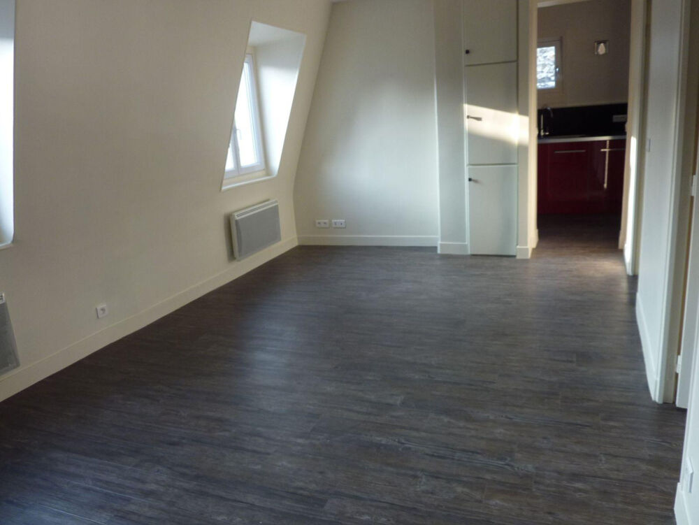 Location Appartement 2 pièces meublé, 40m², calme et lumineux Paris 10