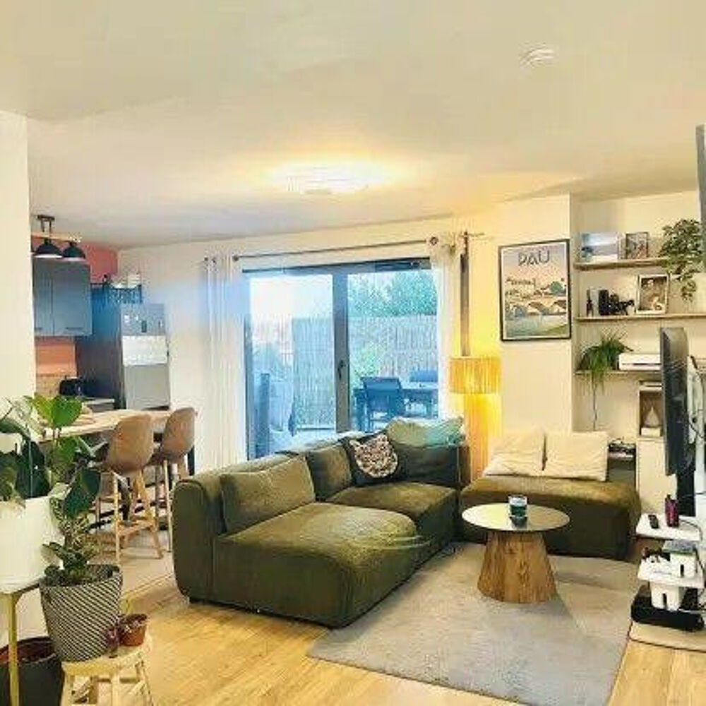 Location Appartement Superbe 2P meublé 48m² avec grande terrasse Bordeaux