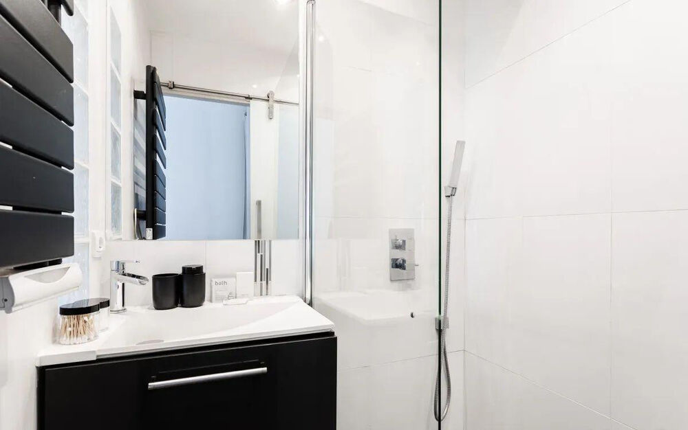 Location Appartement Superbe T2 rénové 30m2 Panthéon Bail mobilité Paris 5