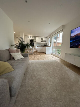  Appartement à louer 3 pièces 65 m²