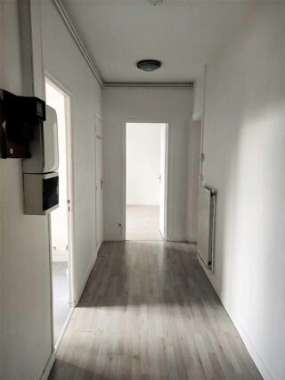  Appartement à louer 3 pièces 61 m²