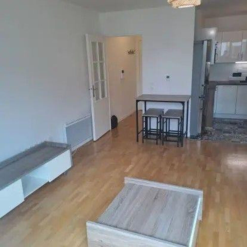 Location Appartement Beau 2P meublé de 45 m² avec balcon Antony