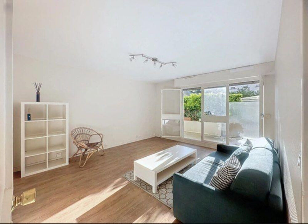 Location Appartement 2 pièces meublé avec terrasse – Village Jourdain Paris 19