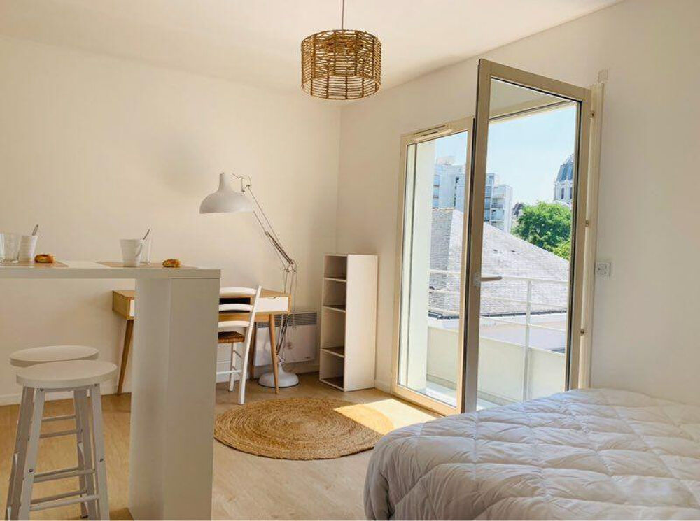 Location Appartement Centre -quartier lamoriciere- libre de suite Nantes