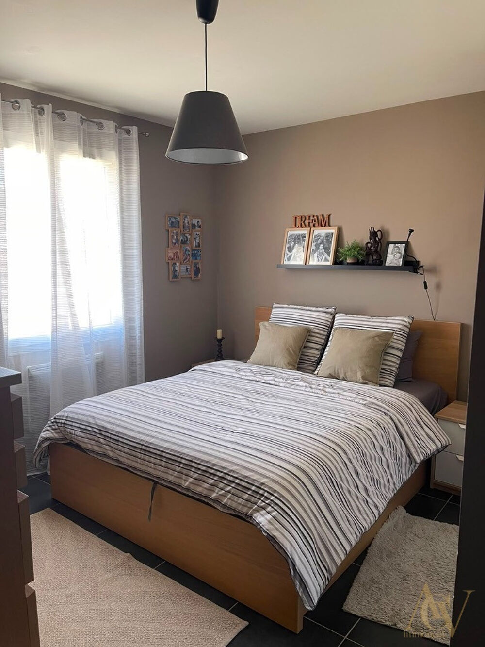 Superbe maison individuelle plain pied avec piscine