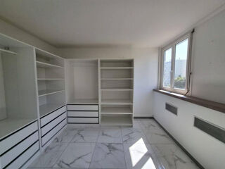  Appartement à louer 4 pièces 73 m²