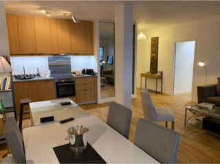  Appartement à louer 2 pièces 56 m²