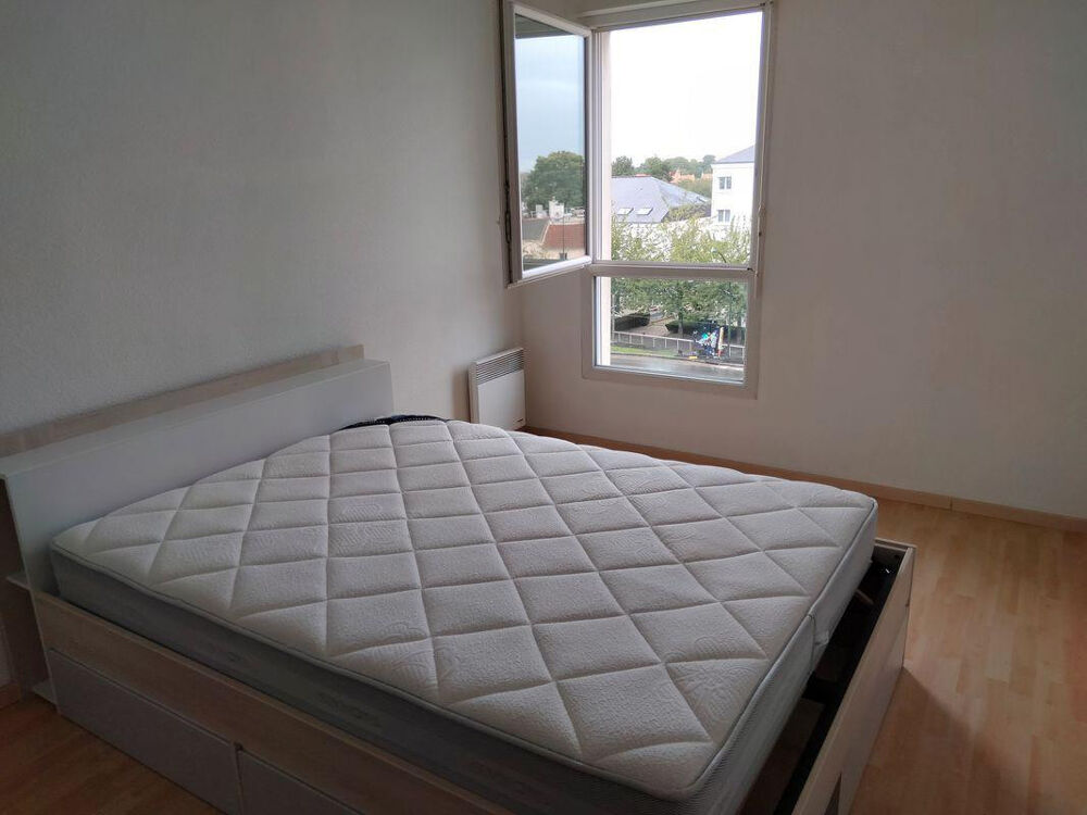 Location Appartement Loacation T2 meublé proche tram Croix-Bonneau Nantes
