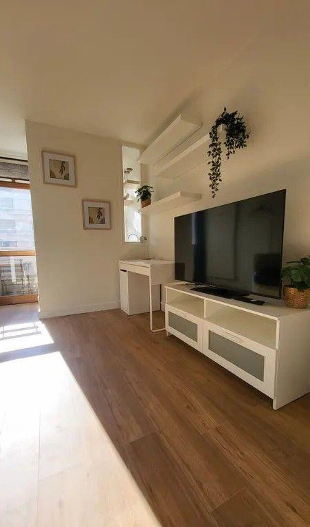 Location Appartement Beau studio meublé 20m² avec balcon refait à neuf Marseille 10