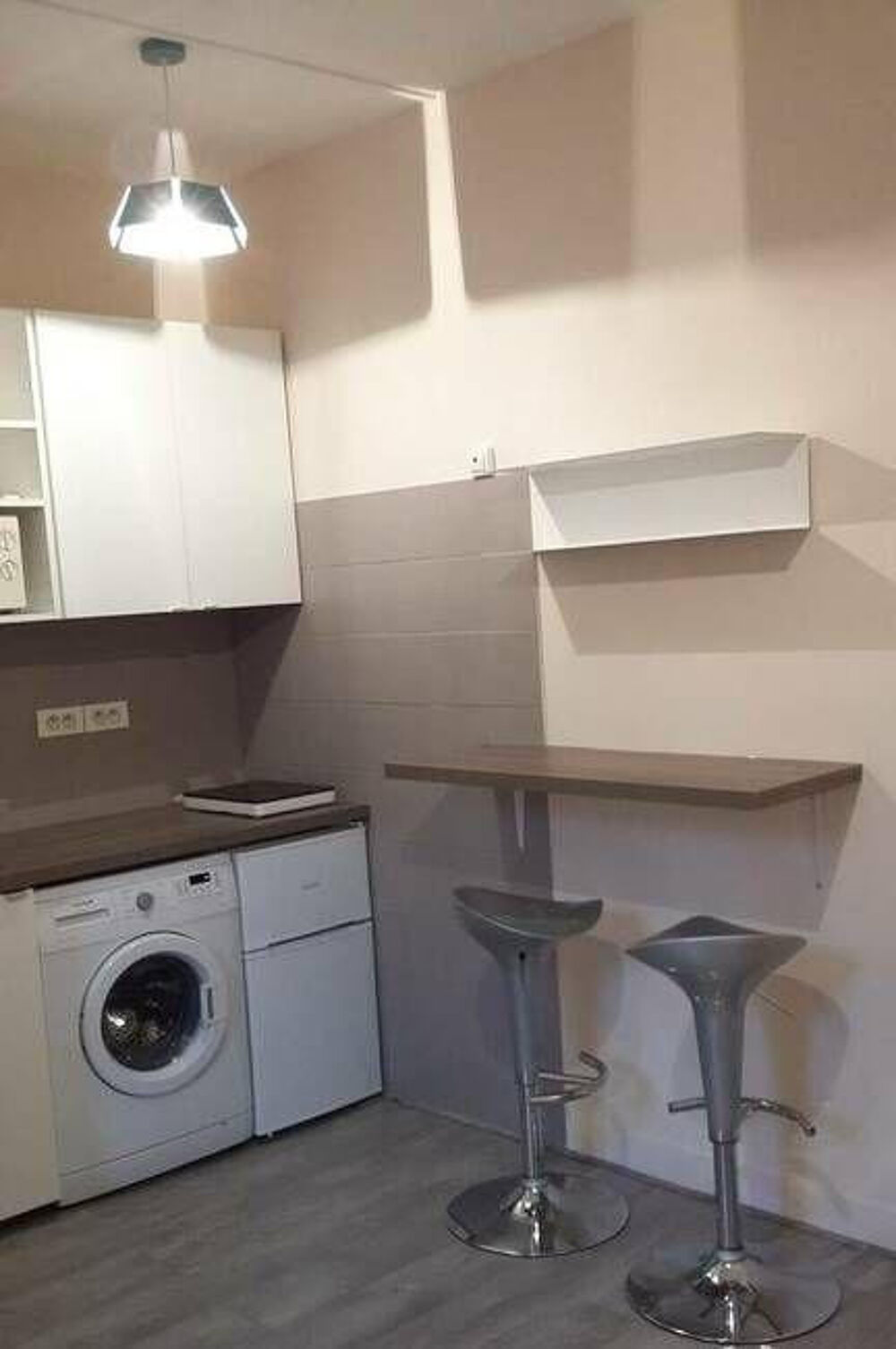 Location Appartement Superbe studio meublé 20 m² à Villejuif Villejuif