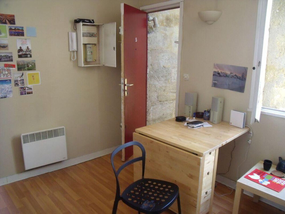 Location Appartement T1 Bis Place Camille Jullian Bordeaux