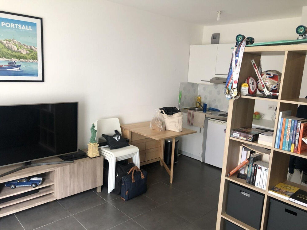 Location Appartement Beau studio 27m² BBC Fort d'Issy les Moulineaux Issy-les-moulineaux