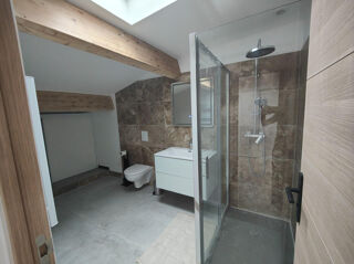  Appartement à louer 3 pièces 78 m²