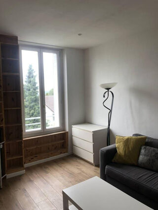  Appartement à louer 3 pièces 45 m²