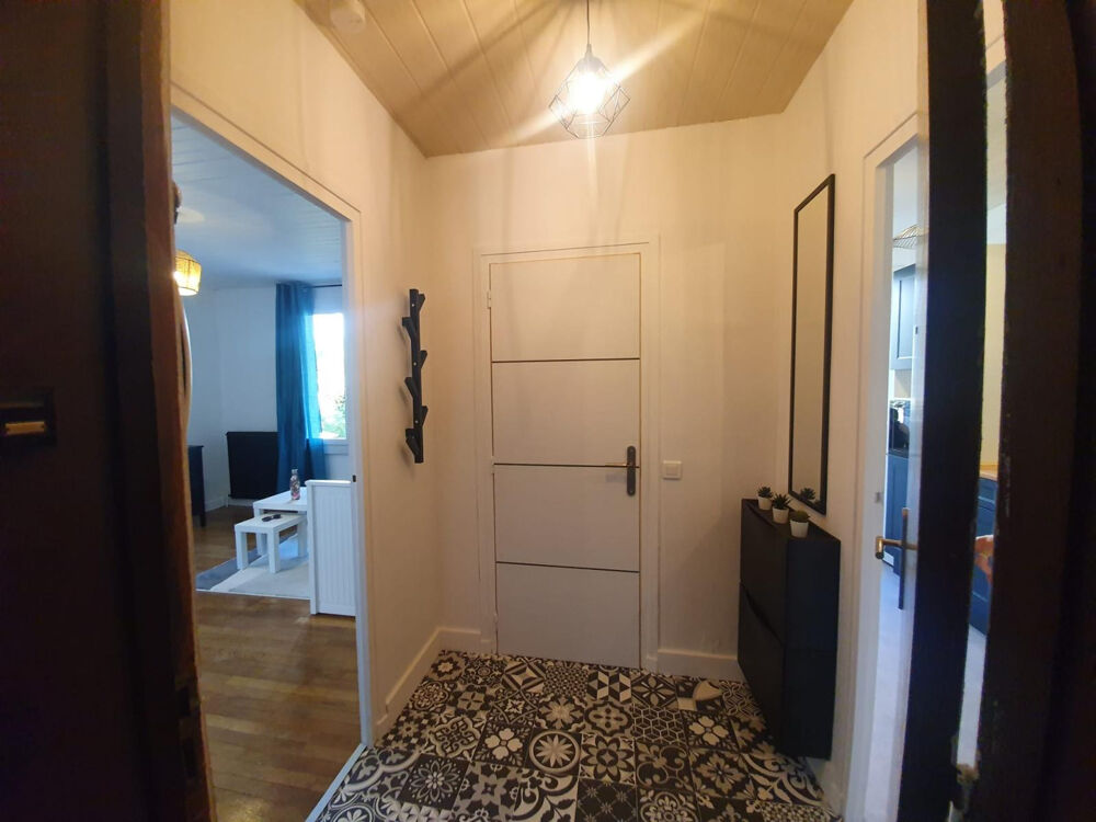 Location Appartement T1 bis meublé rénové 28m² – Chamalières Chamalières