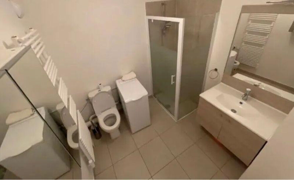 Location Appartement Superbe 2 pièces LA DEFENSE tout équipé Puteaux