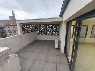  Appartement à louer 3 pièces 90 m²