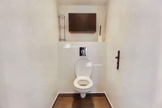  Appartement à louer 1 pièce 66 m²