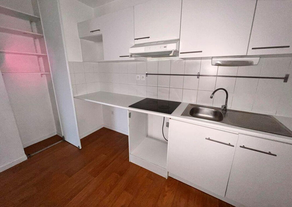Location Appartement Beau F3 55m² place de la Boule Nanterre