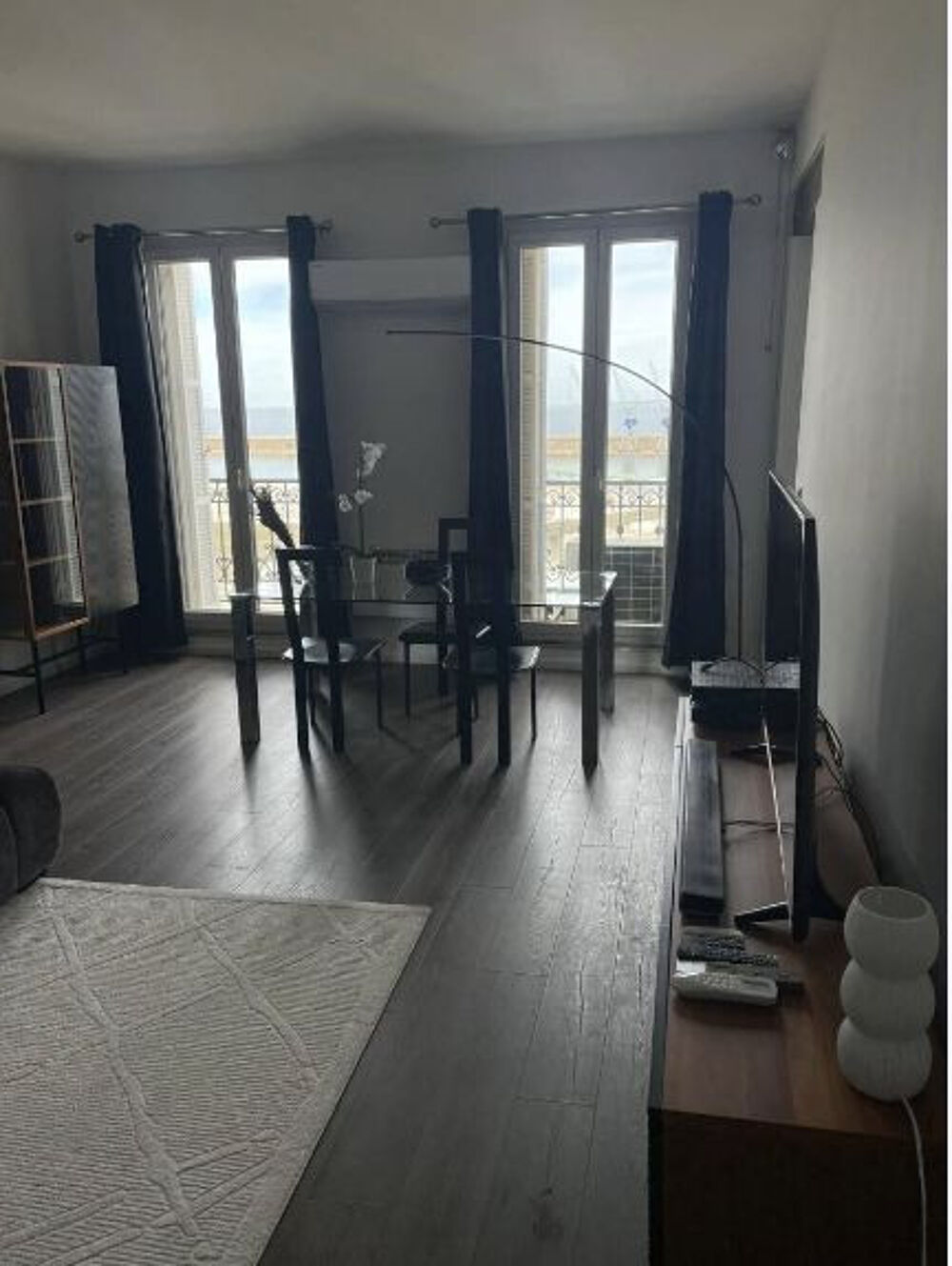 Location Appartement Coup de cœur idéal jeune couple vue mer & sunset Marseille 2