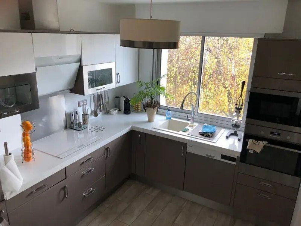 Location Appartement F2 refait à neuf, calme avec terrasse Savigny-sur-orge