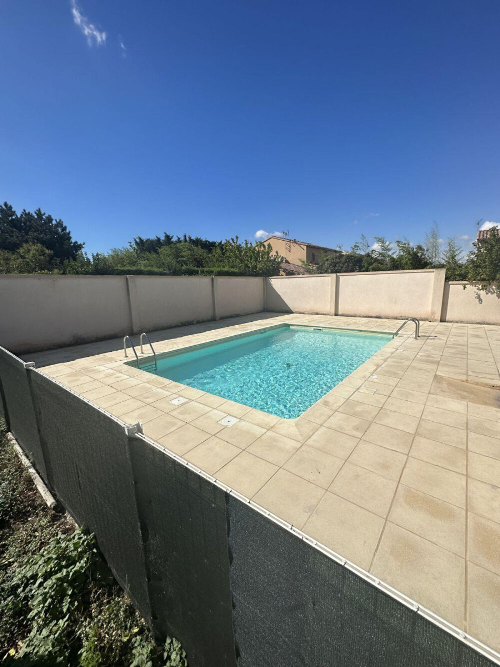 Location Appartement Appartement T2 résidence sécurisée avec piscine Carpentras
