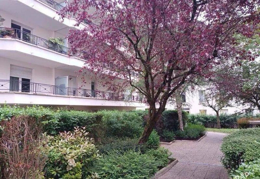 Location Appartement Beau studio meublé 18m² avec terrasse Rosny-sous-bois
