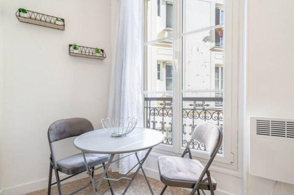Location Appartement Refuge Parisien Chic dans le 11? Animé Paris 11