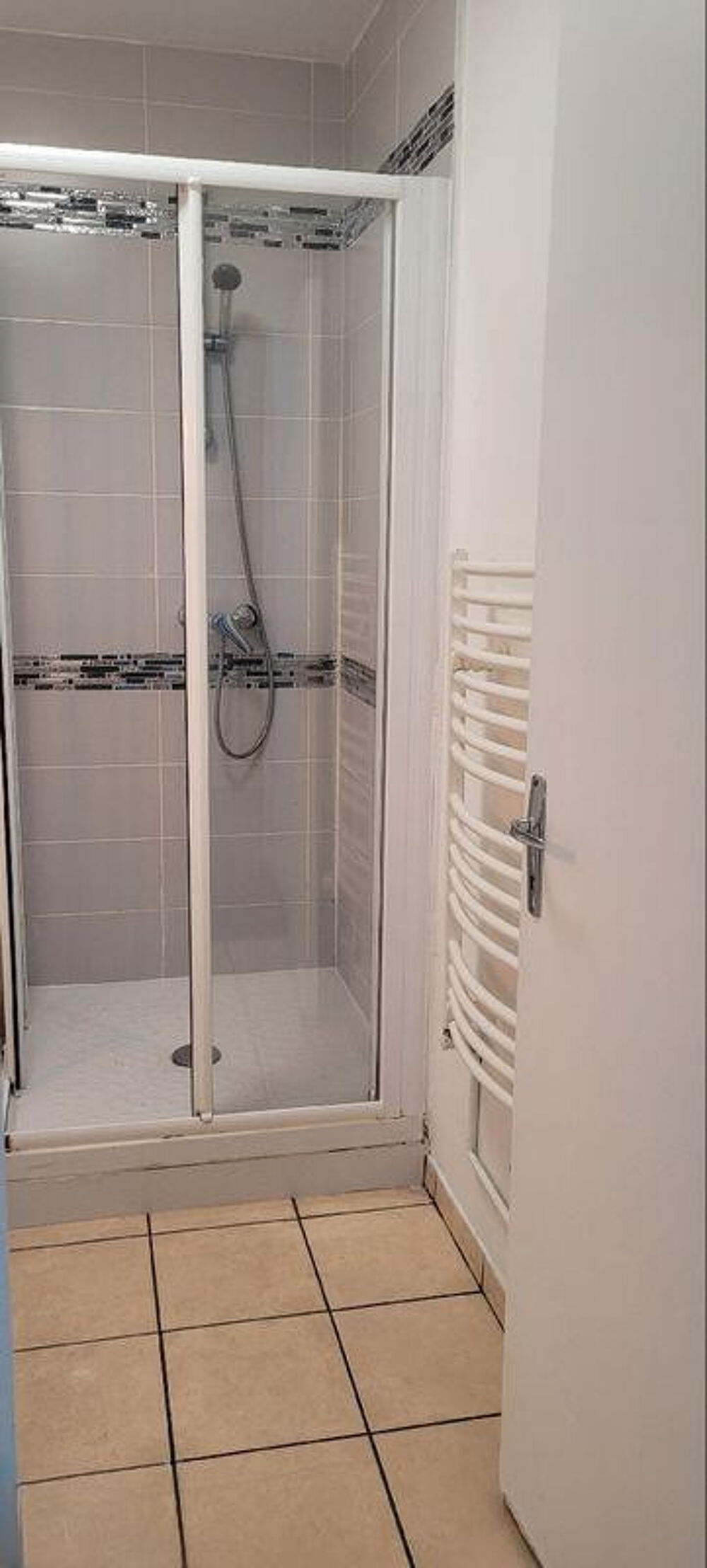 Location Appartement Loue T2 meublé centre-ville Saint-Étienne
